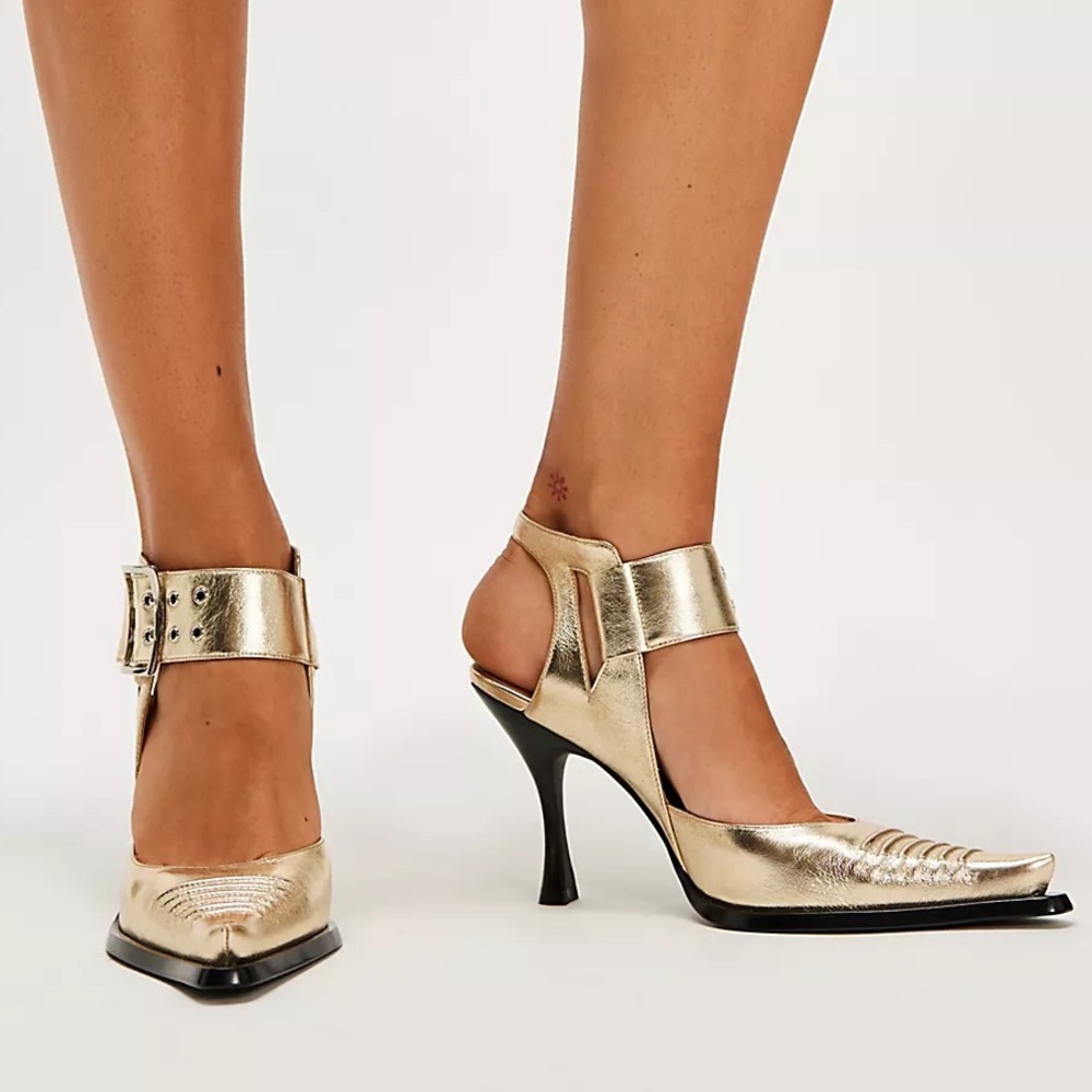✨HP✨ NIB JEFFREY CAMPBELL PRESLEY (8) - Picture 2 of 11